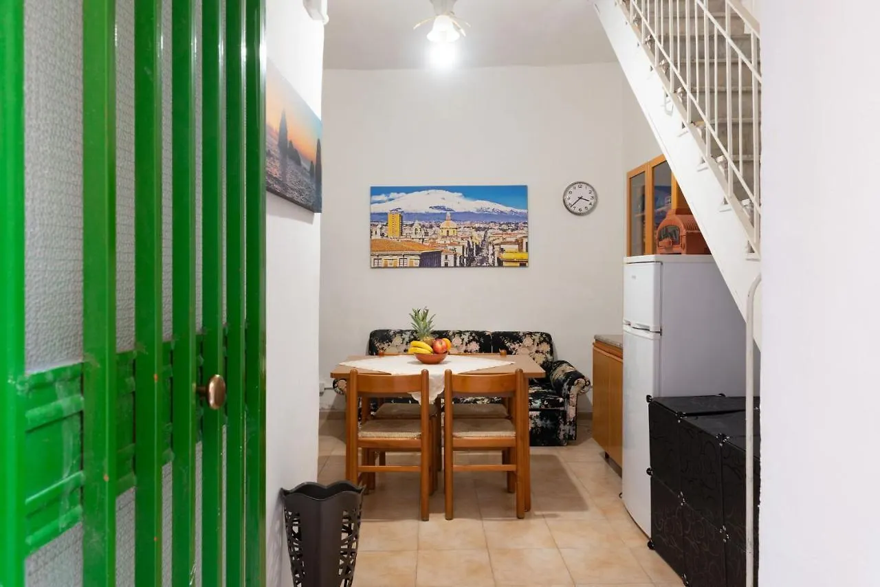 Happy House Apartment Catania