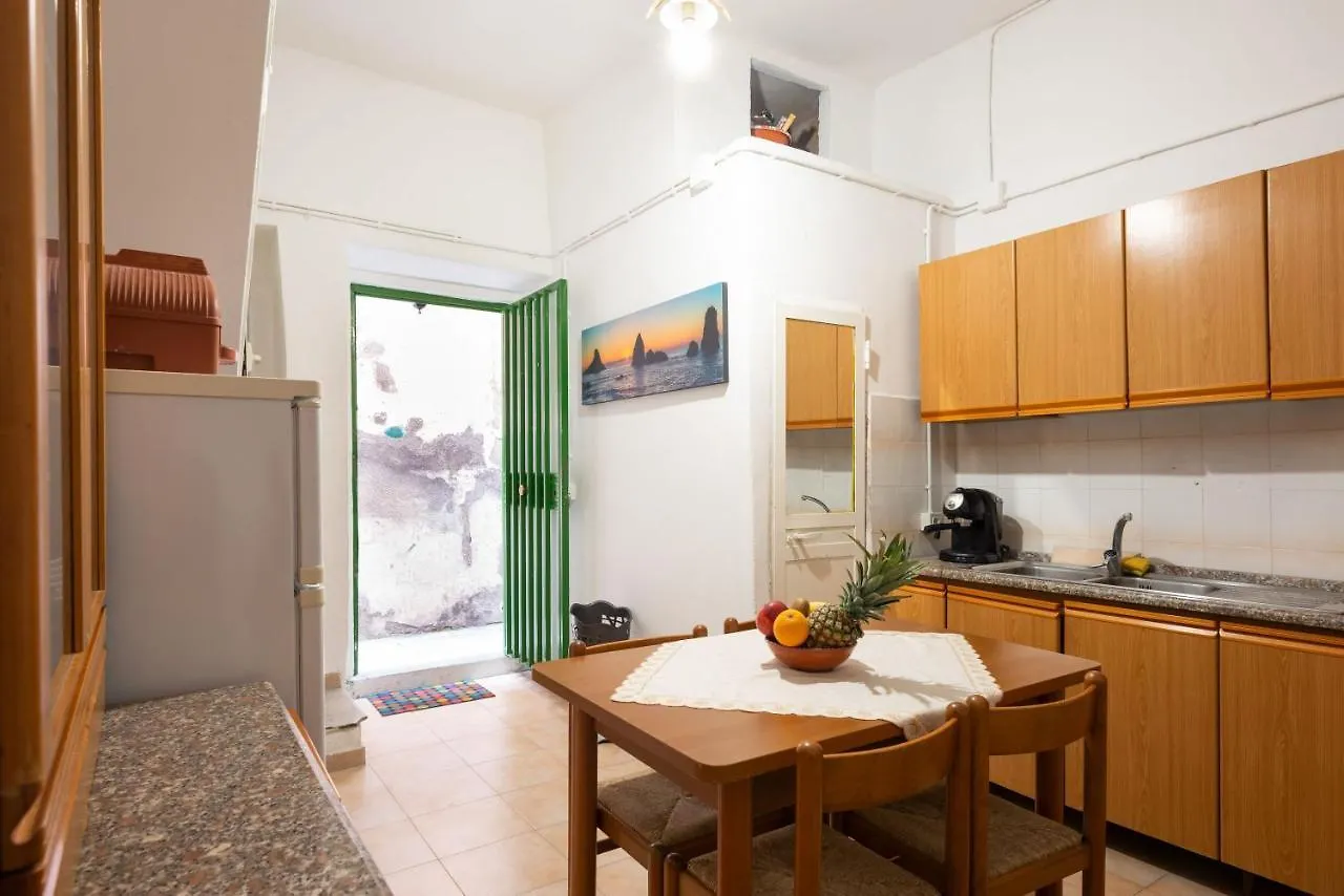 Happy House Apartment Catania
